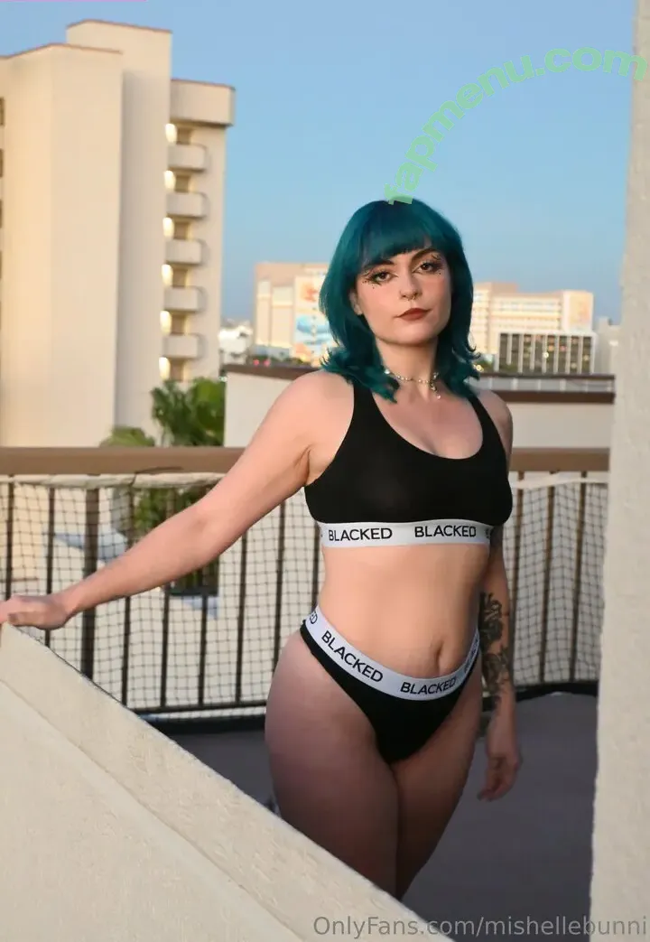 mishellebunni nude photo #0056 (mishellbanduni)
