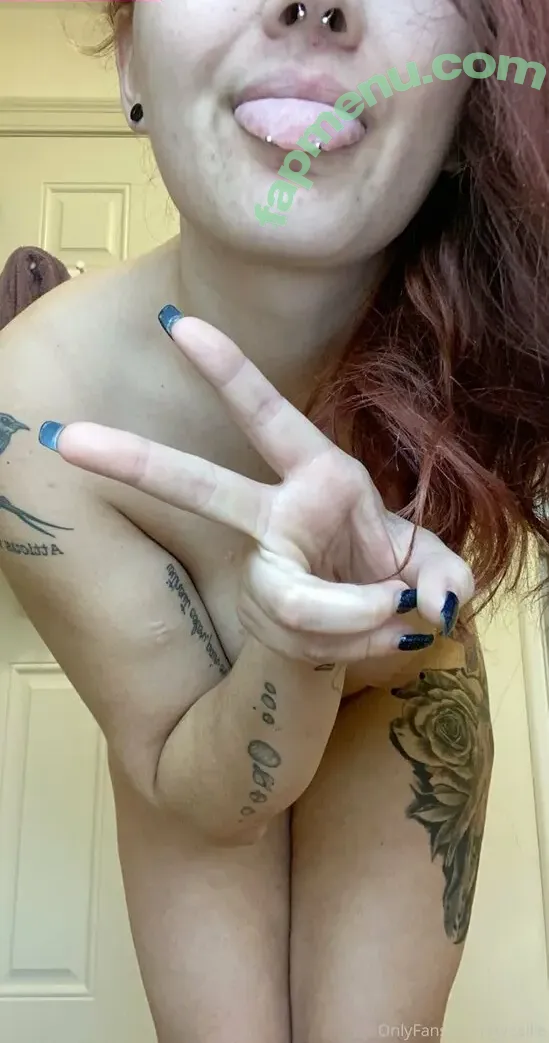 Miss Allie nude photo #0031 (ayeallie / ayealliex)