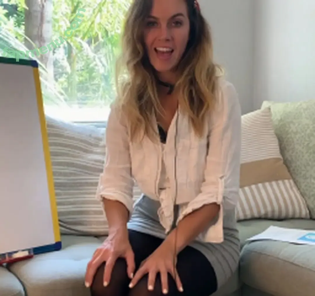 Miss Bell ASMR nude photo #0081 (MissBellASMR)