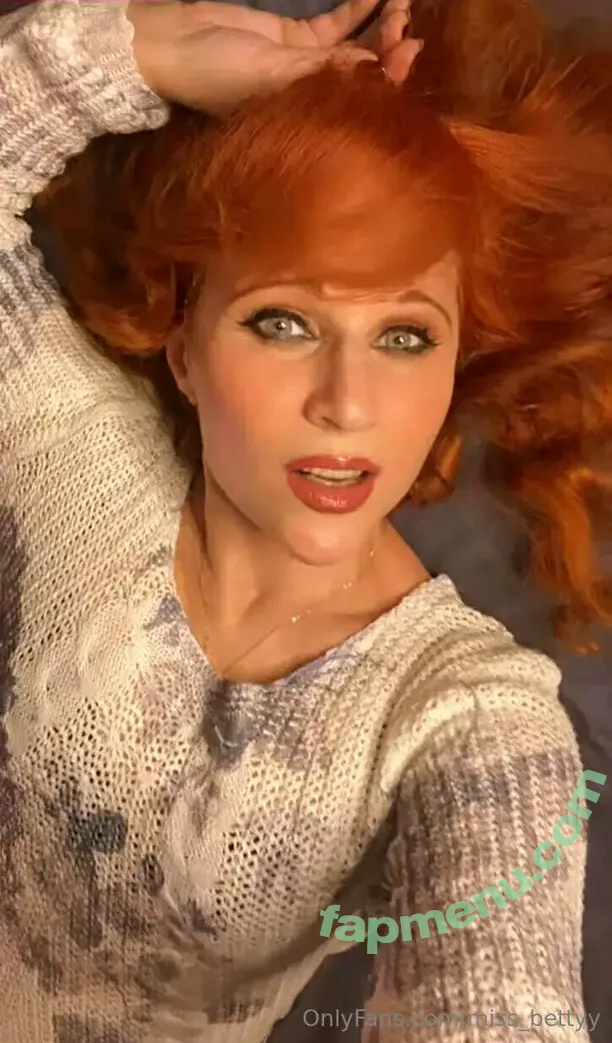 miss_bettyy nude photo #0101 (miss_bettyy)