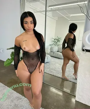  nude photo #0002