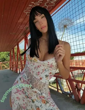 Miss Criss / asunshinesmiles / crisbaby_01 / crisbabyx / naughtymisscris nude photo #0065
