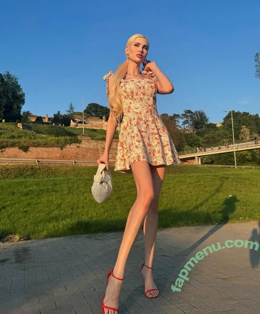 Miss Dame nude photo #0044 (denisedameofficiel / thedame)