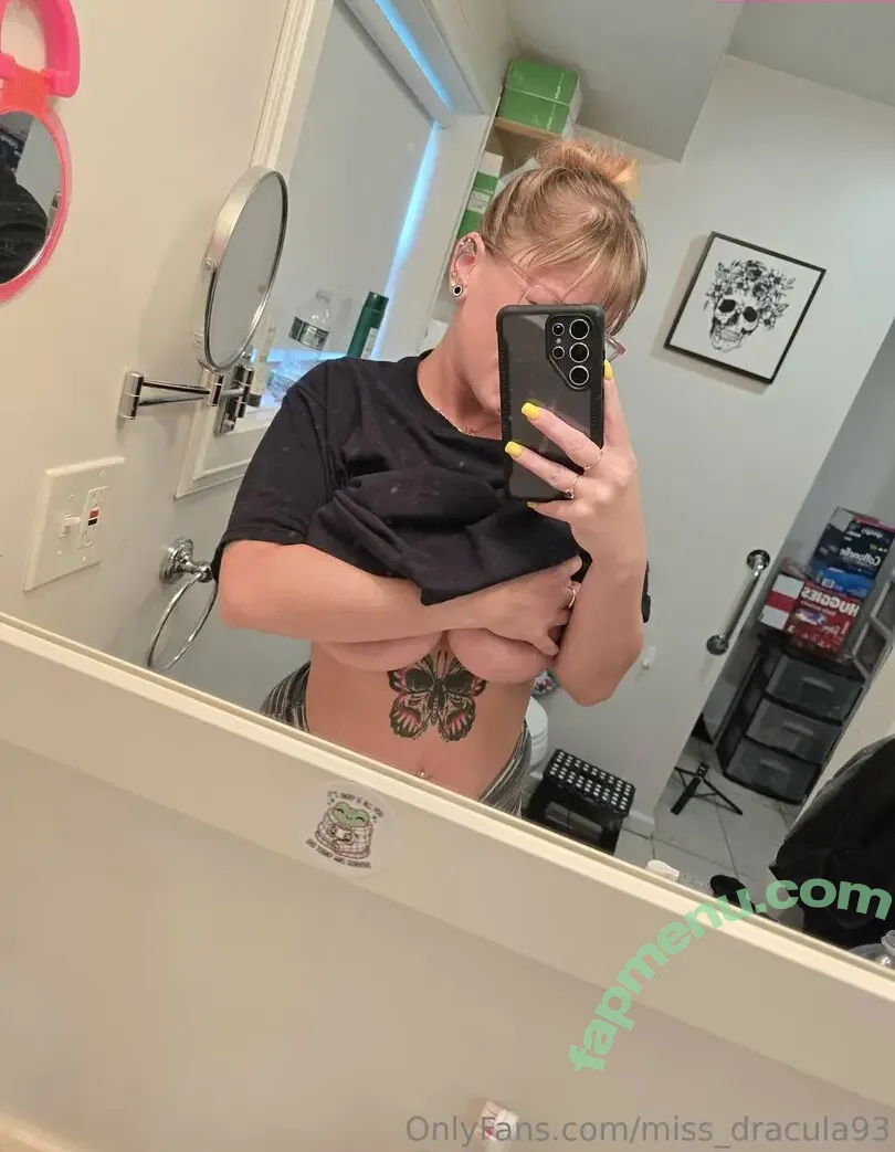 miss_dracula93 nude photo #0026 (prettyinsaneefem)