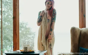 Miss Eydis / Eydis Elliott / misseydis nude photo #0466