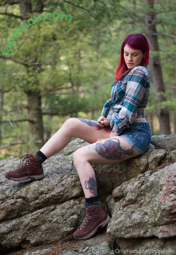 Miss Eydis nude photo #0119 (Eydis Elliott / misseydis)