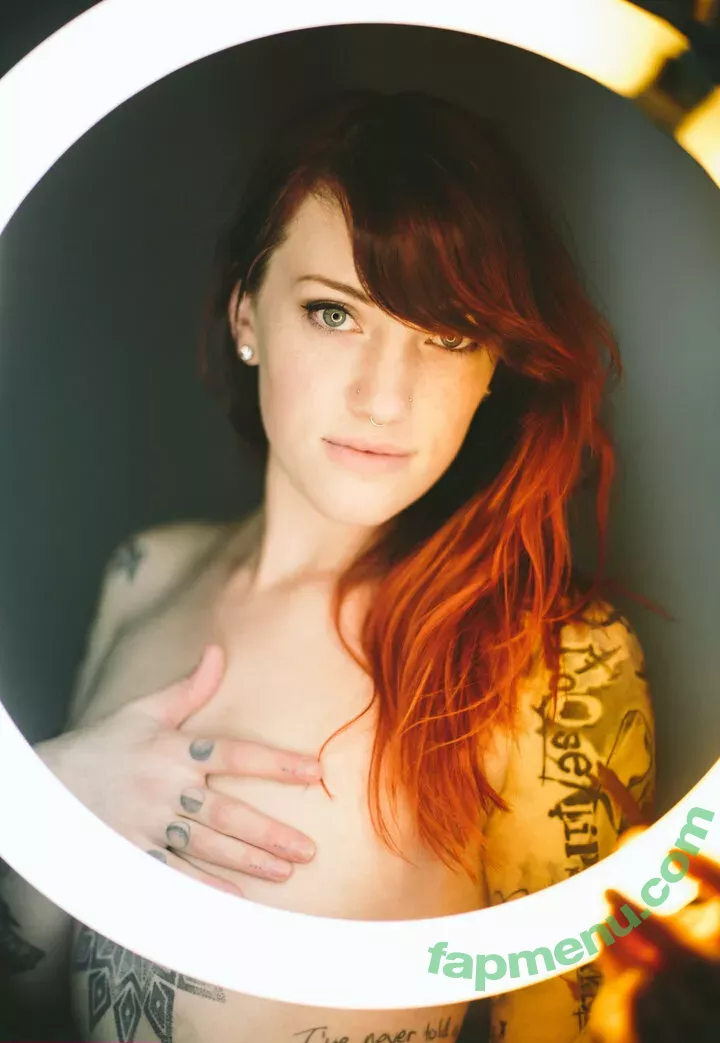 Miss Eydis nude photo #0142 (Eydis Elliott / misseydis)