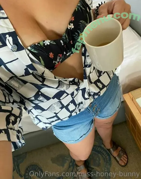 miss-honey-bunny nude photo #0010 (Miss Honey Bunny / MissHoneyBunnyy / miss.honey.bunny / theemisshoney)