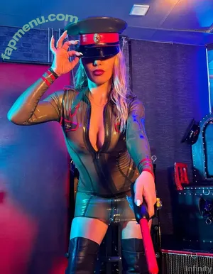 miss_inf_free / miss__informed nude photo #0029