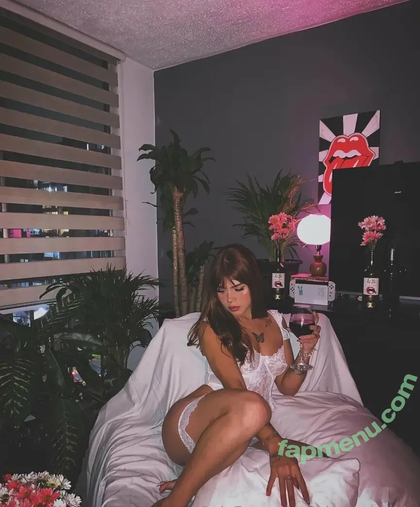 miss_josephin nude photo #0036 (msjosephin)