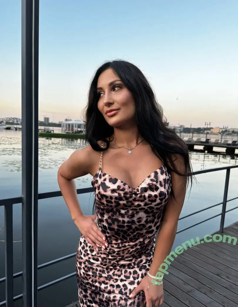 miss_juliana nude photo #0090 (miss__juliana__)