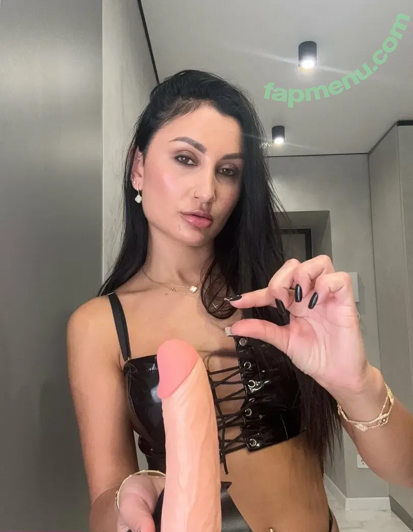miss_juliana nude photo #0166 (miss__juliana__)