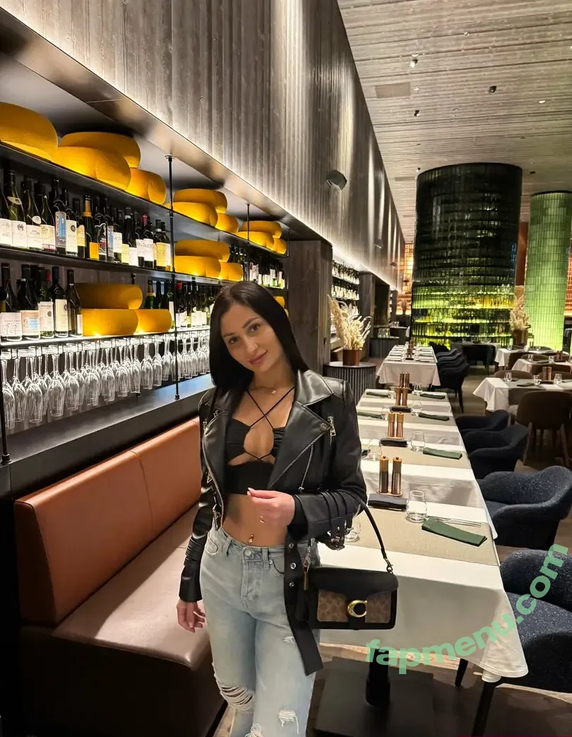 miss_juliana nude photo #0180 (miss__juliana__)