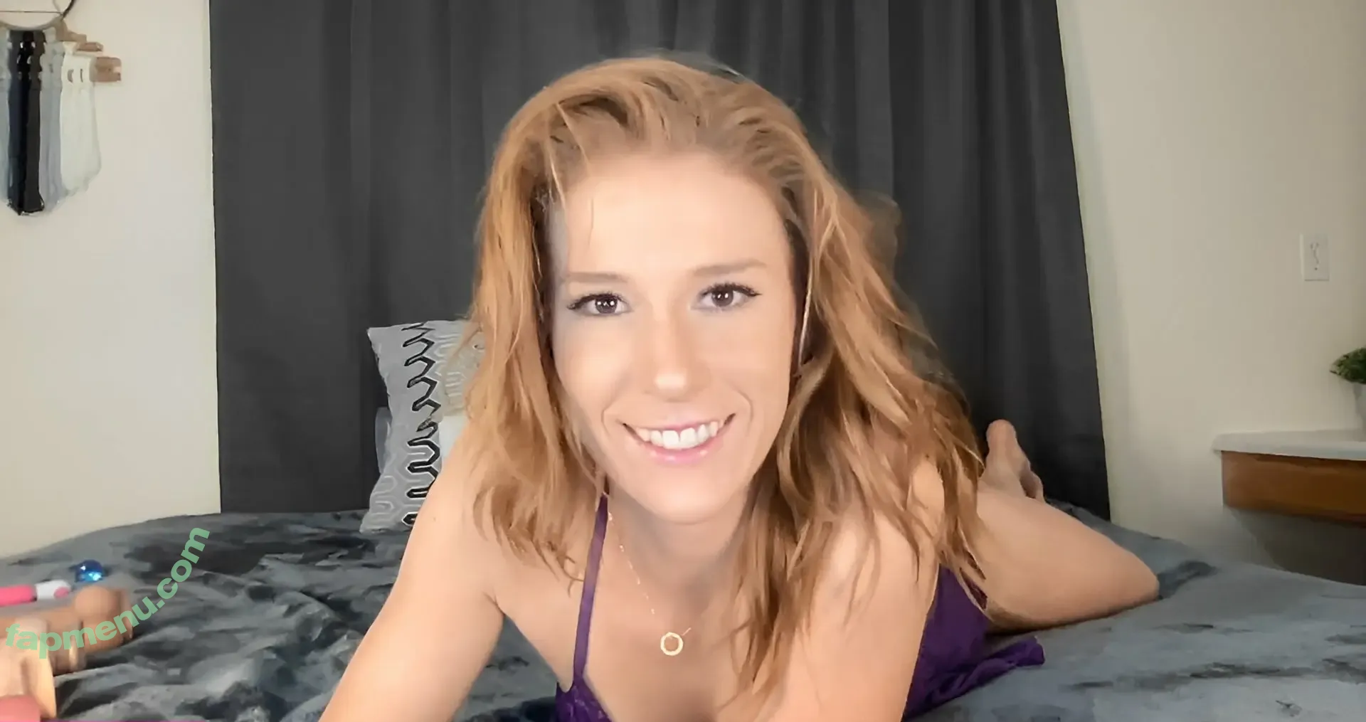 Miss Lizzyy nude photo #0004 (MissLizzyy / dizzymslizzyy)