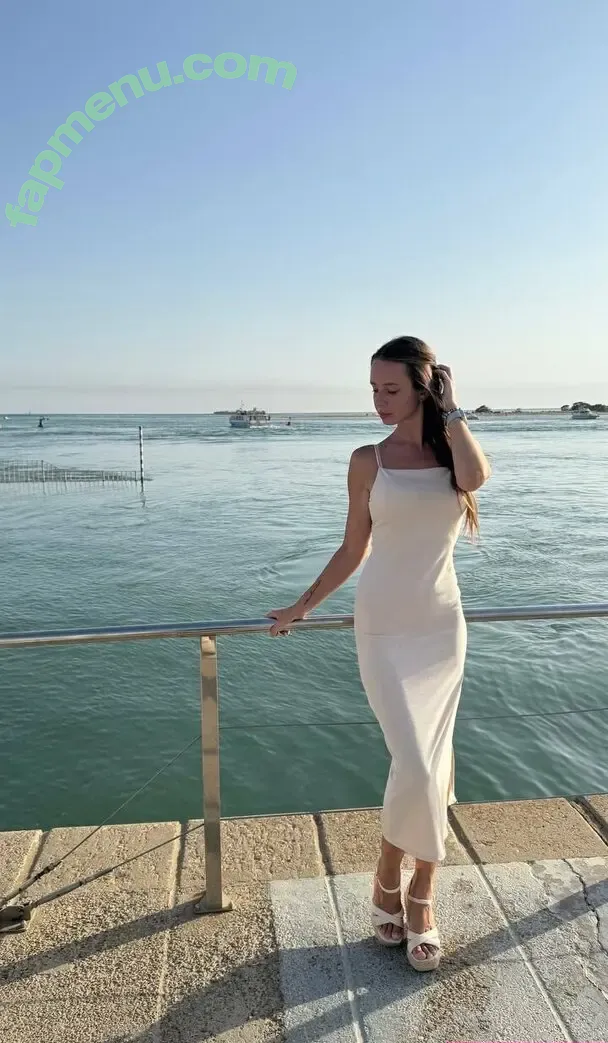 miss.mila.ray nude photo #0011 (miss.mila.ray)