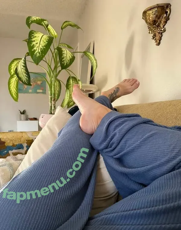 Miss_Moonpixie nude photo #0066 (Candice Cooper / Moonpixie / the_desertmystic)