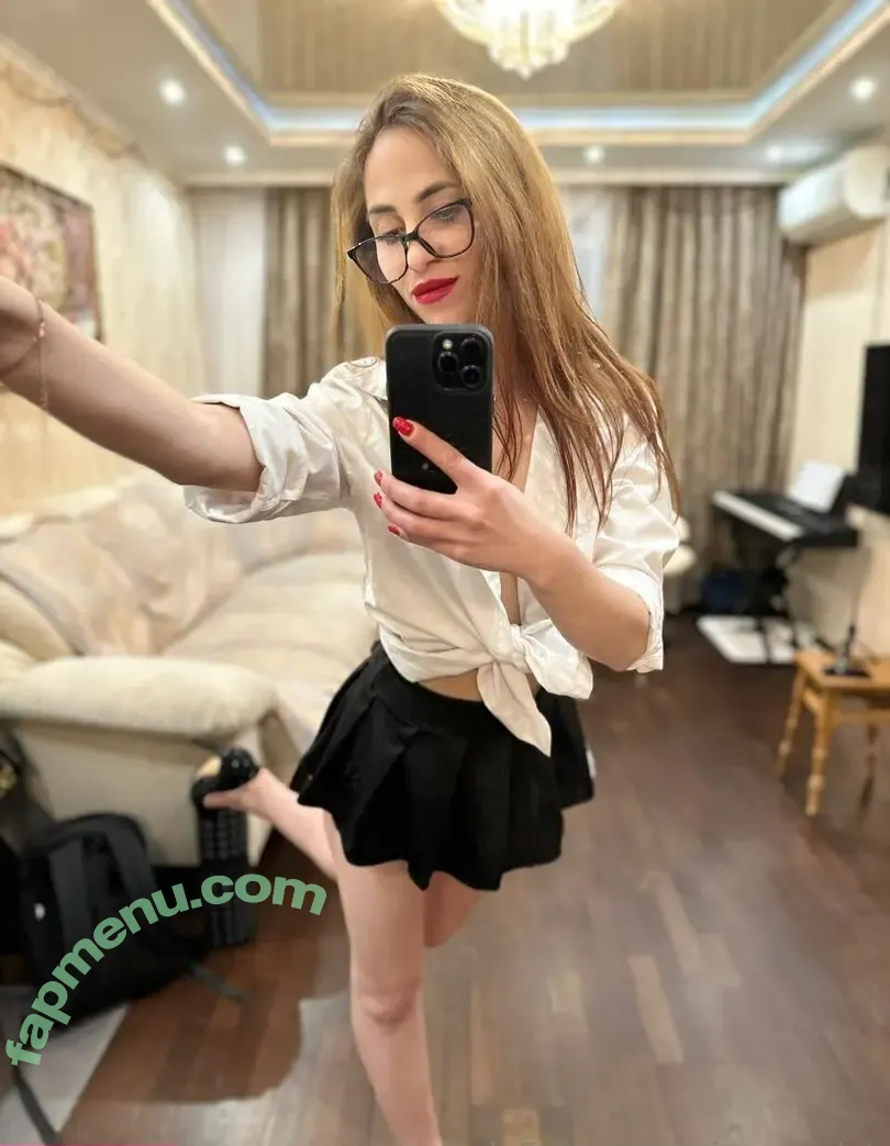 miss_scarlet nude photo #0060 (Miss Scarlet / miss_scarlet978)