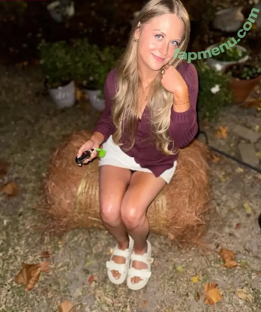 Miss_snowwolf_jku nude photo #0024 (_snowwolf_jku / hoo_hoo / snowwolf_jku)