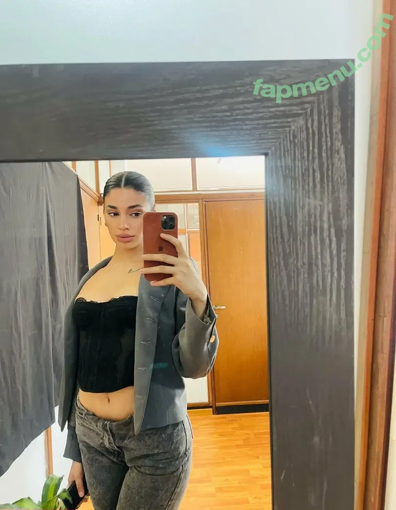 Miss.veronica nude photo #0035 (miss_veronica / missveronicav1)