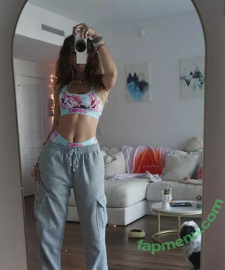 miss.xbee nude photo #0095 (miss.x.bee)