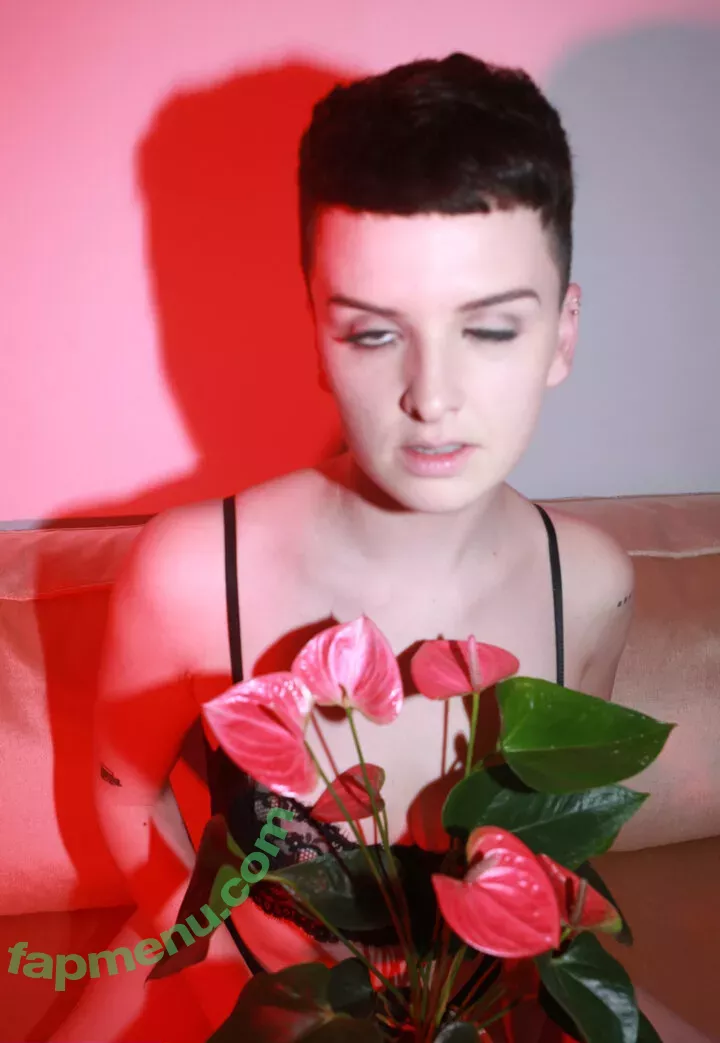 missalexthorn nude photo #0009 (alexandrathorn / missalexthorn_)