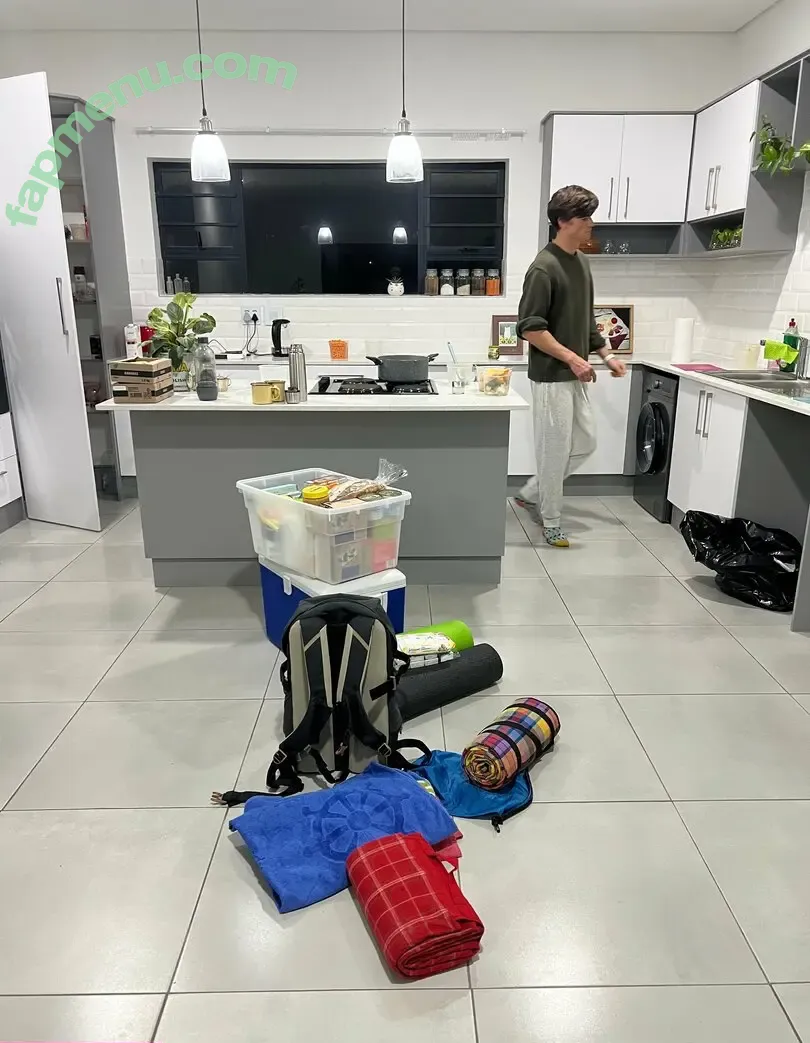 missalexthorn nude photo #0438 (alexandrathorn / missalexthorn_)