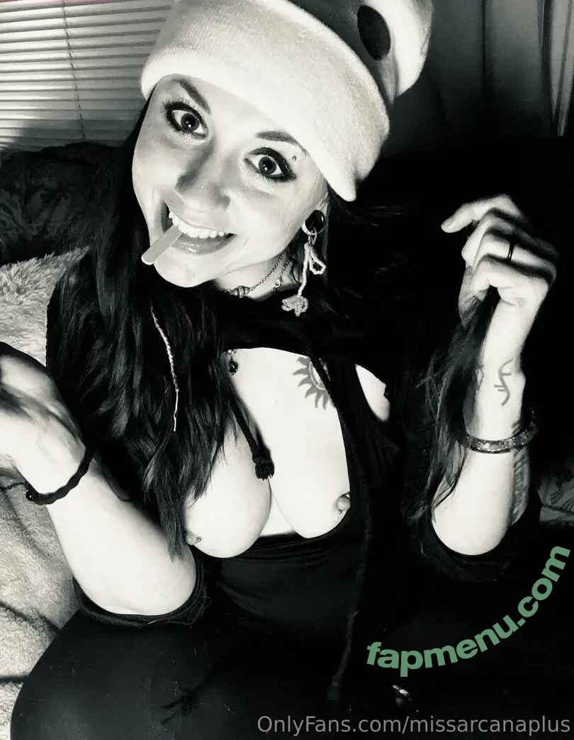 missarcanaplus nude photo #0072 (arcananerd)