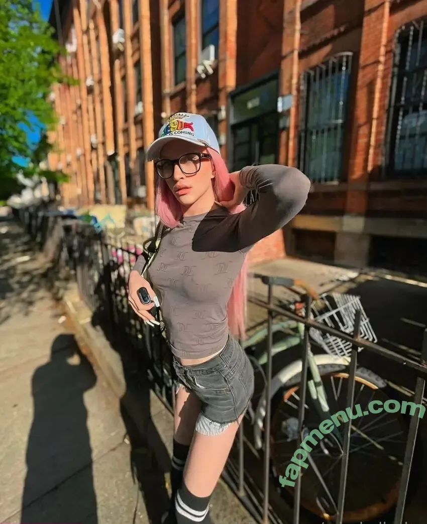 missbellasky nude photo #0074 (missbellasky)