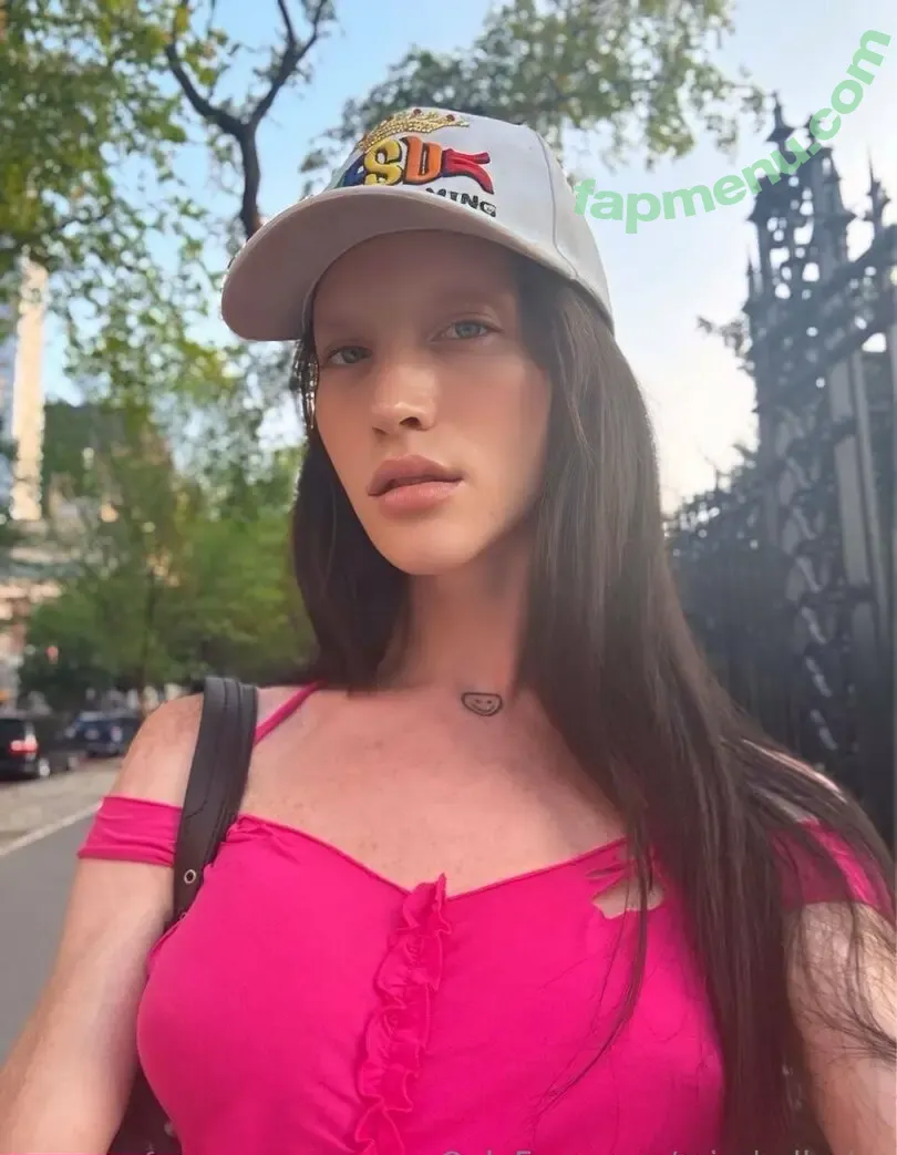 missbellasky nude photo #0101 (missbellasky)