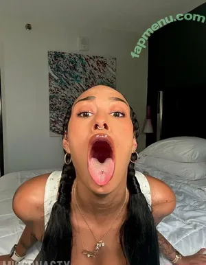  nude photo #0004