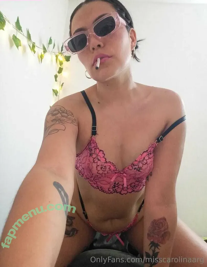 misscarolinaarg nude photo #0002 (_misscarolina_)