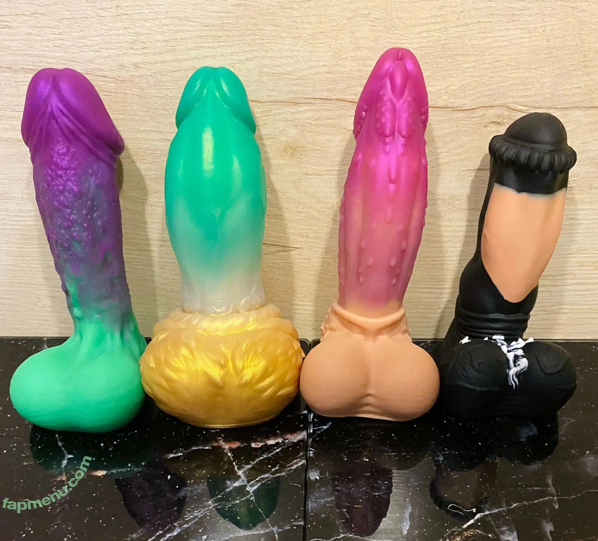 misscharliestoybox nude photo #0053 (theregowhitneyyyy)