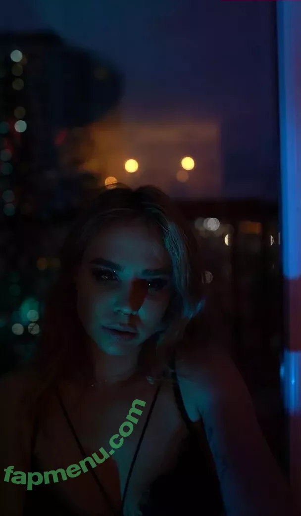 Misscoookiez nude photo #0060 (Misscoookiez)