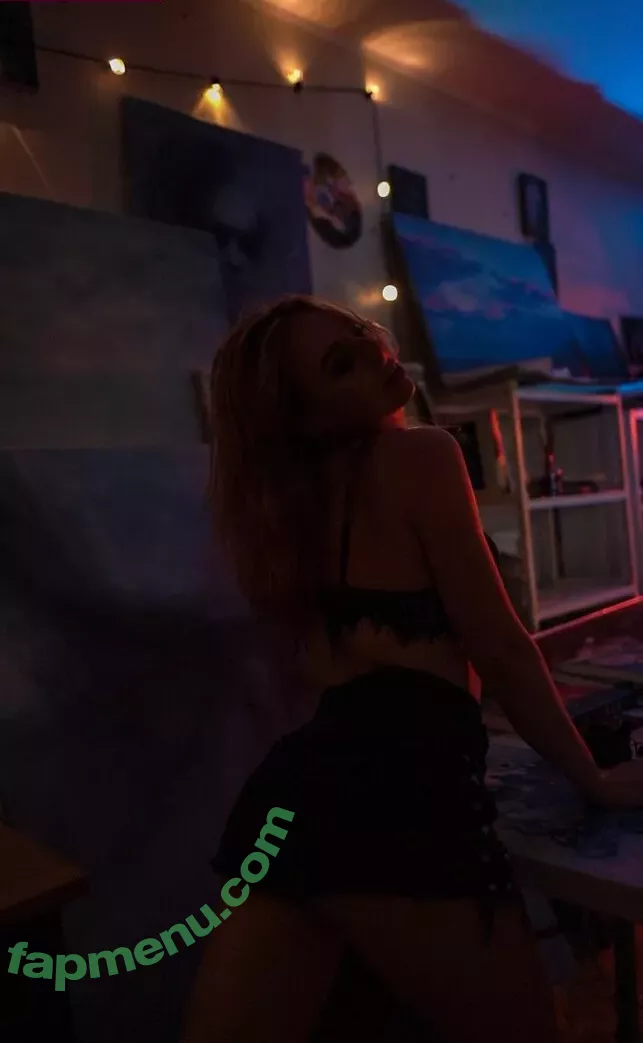 Misscoookiez nude photo #0071 (Misscoookiez)