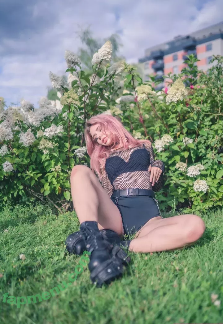 Misscoookiez nude photo #0222 (Misscoookiez)