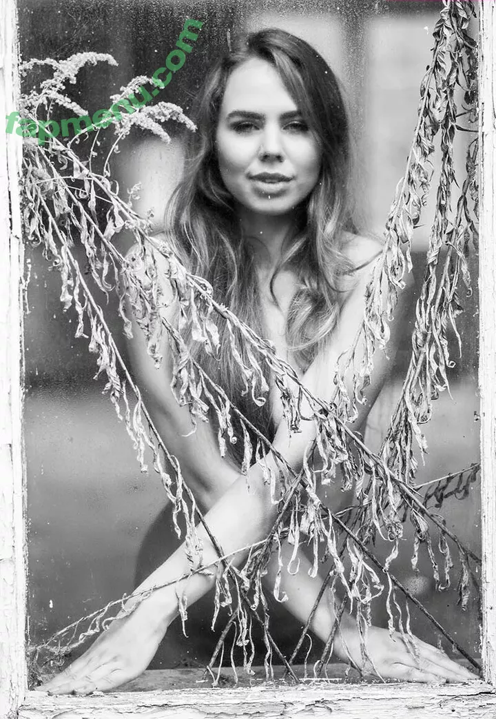 Misscoookiez nude photo #0226 (Misscoookiez)