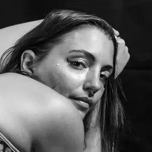 missdizzum nude photo #0046