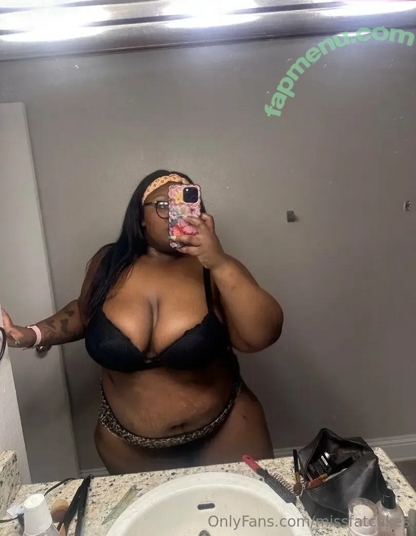 missfatcakes nude photo #0069 (miss_fatcakes)
