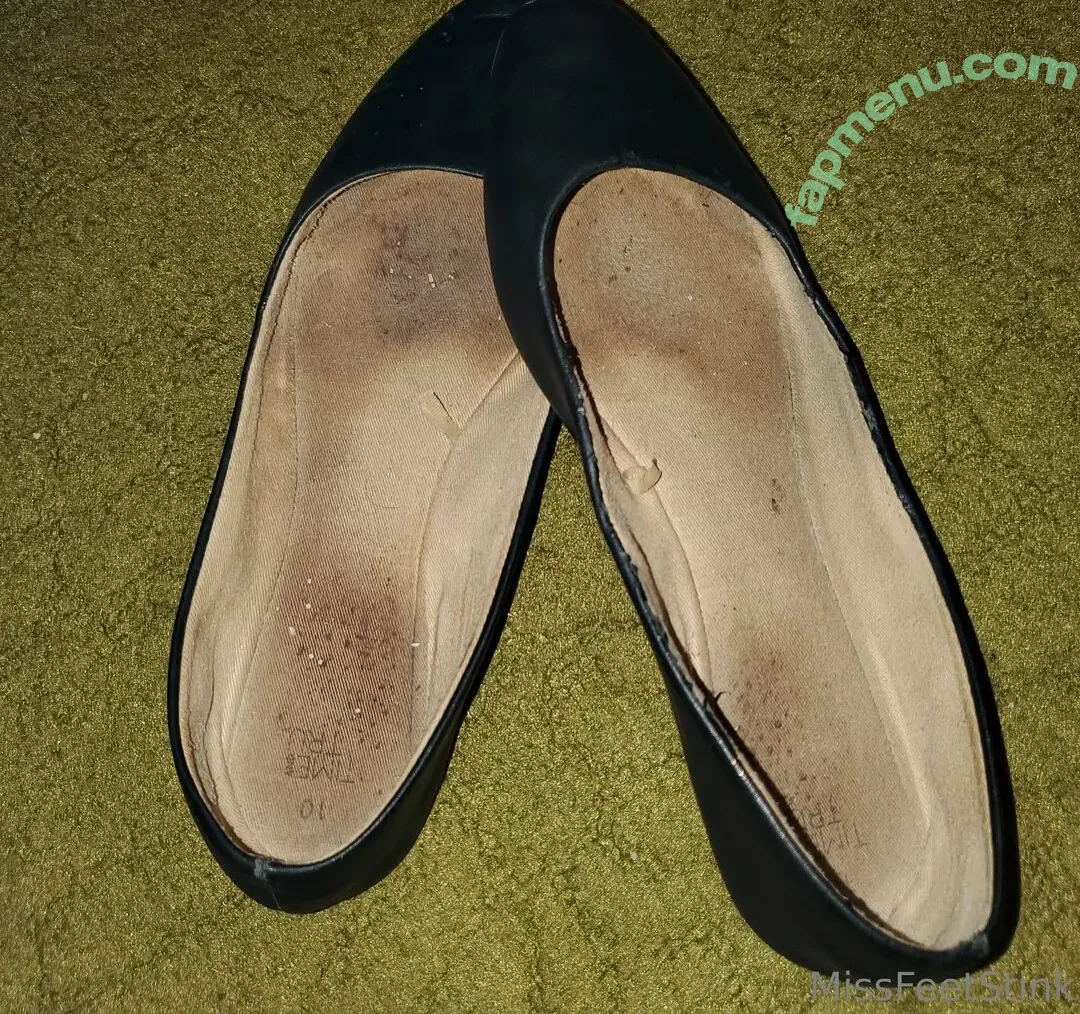 missfeetstinkvip nude photo #0196 (missm0rticia)