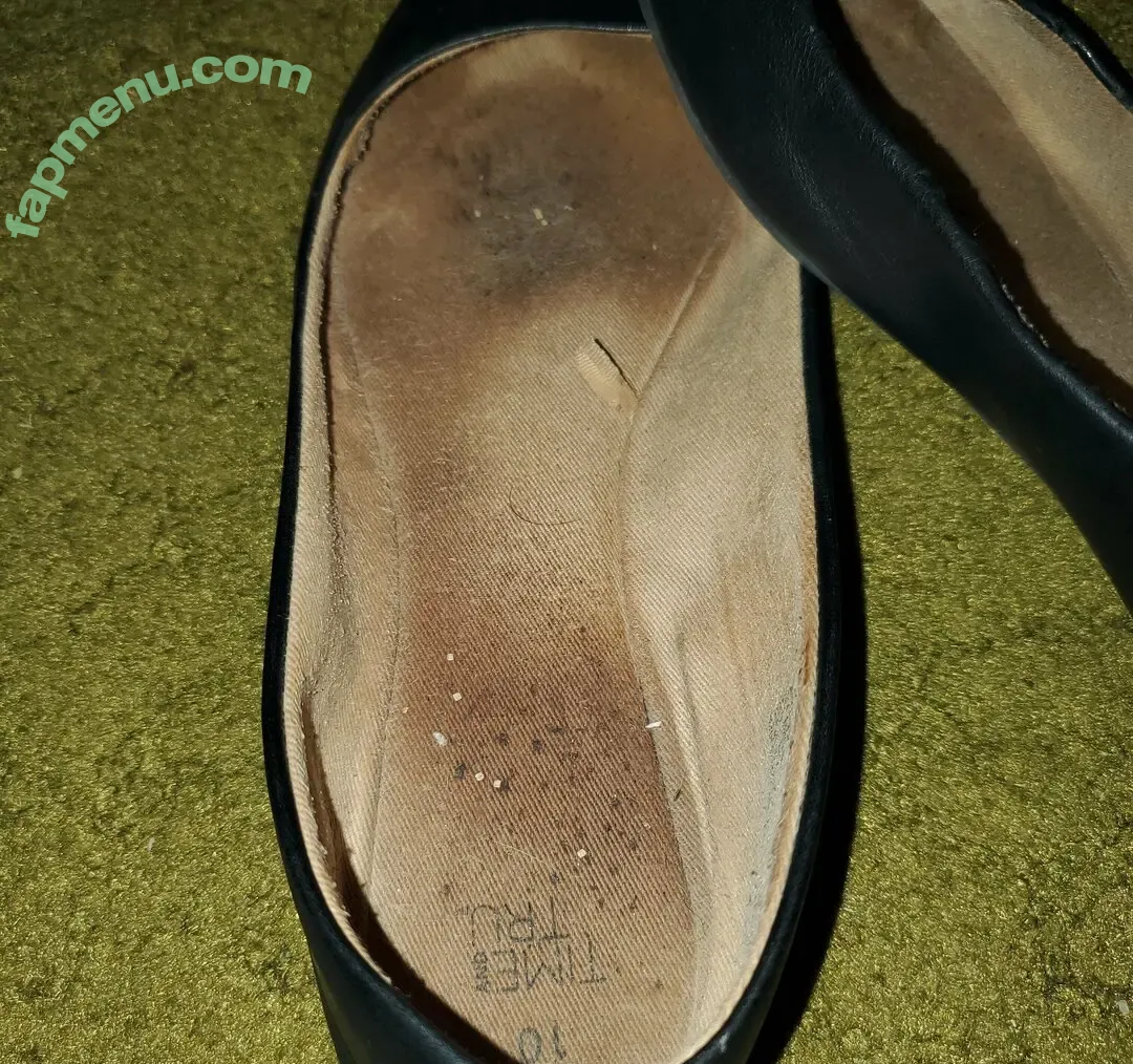 missfeetstinkvip nude photo #0197 (missm0rticia)