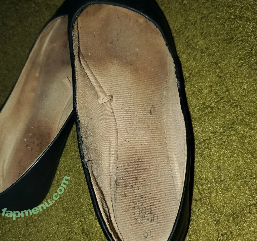 missfeetstinkvip nude photo #0198 (missm0rticia)