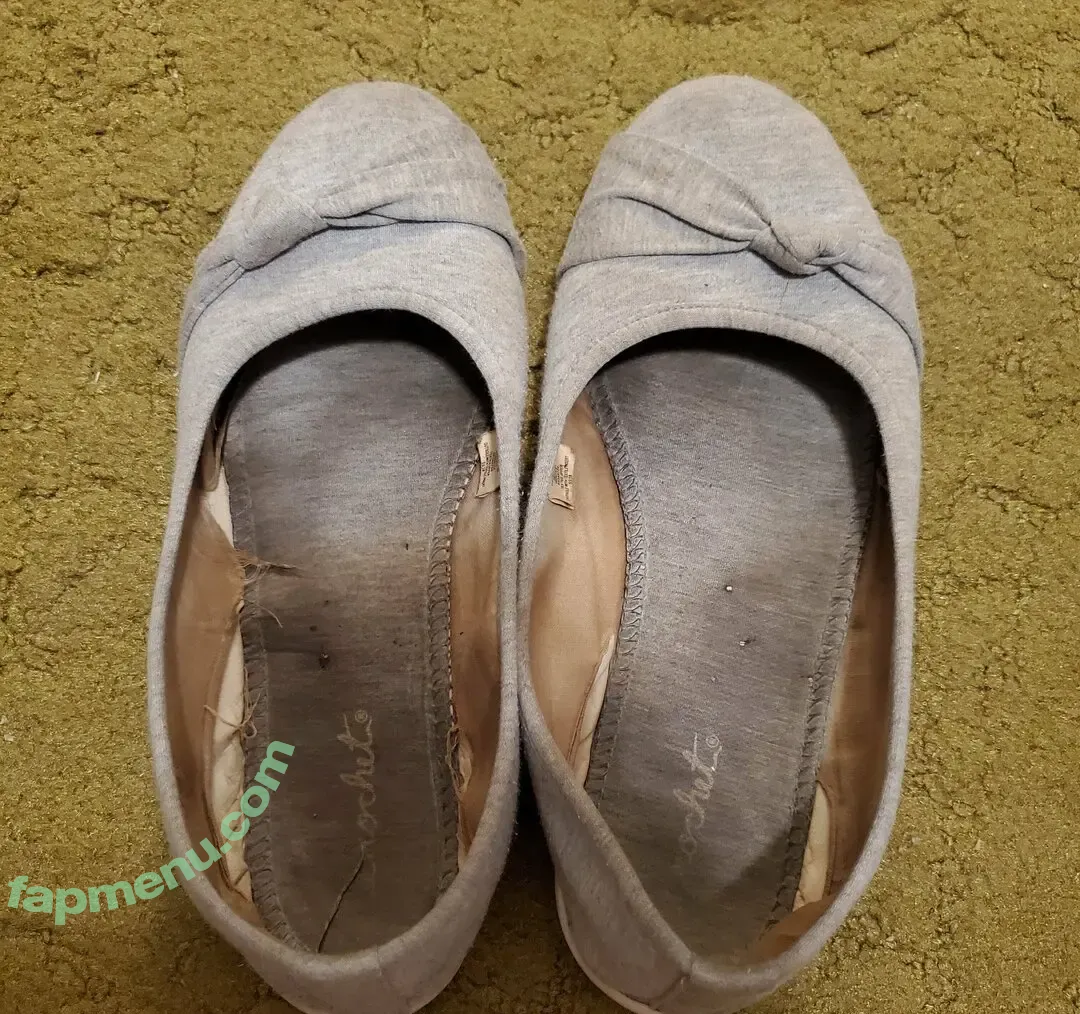 missfeetstinkvip nude photo #0199 (missm0rticia)