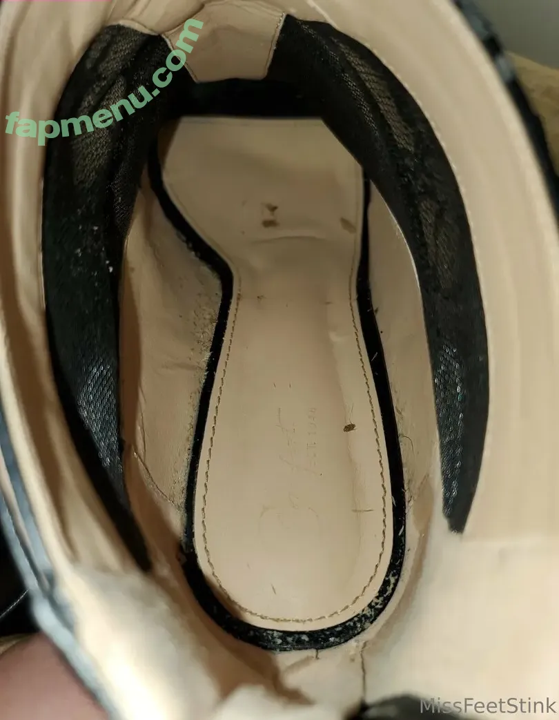 missfeetstinkvip nude photo #0202 (missm0rticia)