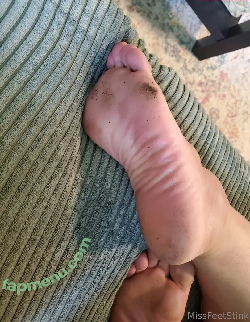 missfeetstinkvip nude photo #0231 (missm0rticia)