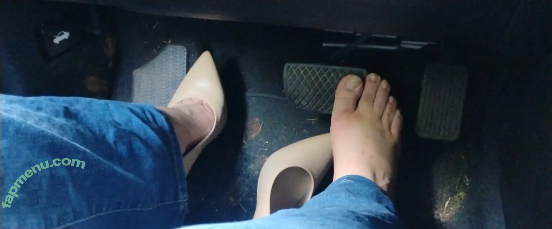 missfeetstinkvip nude photo #0234 (missm0rticia)