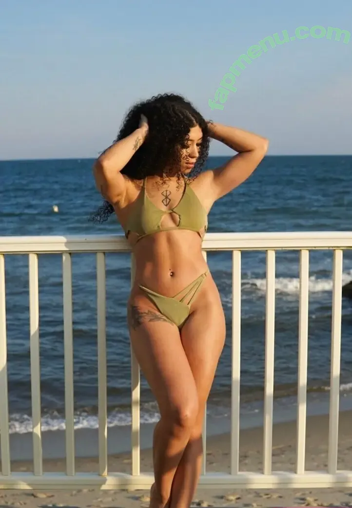 missfrizz nude photo #0097 (missfrizz)