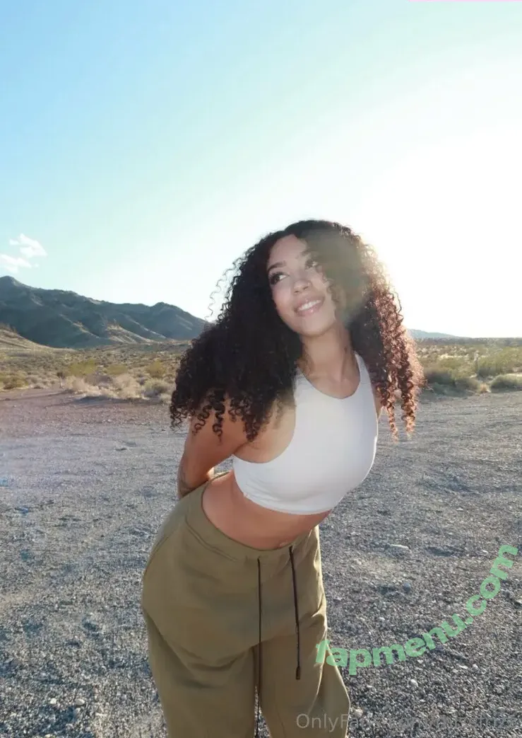 missfrizz nude photo #0135 (missfrizz)