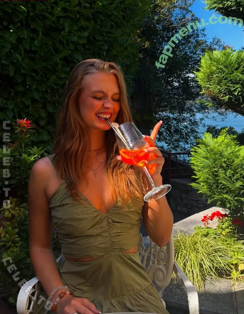 missgeorgiacavallo nude photo #0139 (missgeorgiacavallo1307)