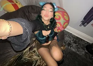 misshaveitherway / theonlymyya nude photo #0028