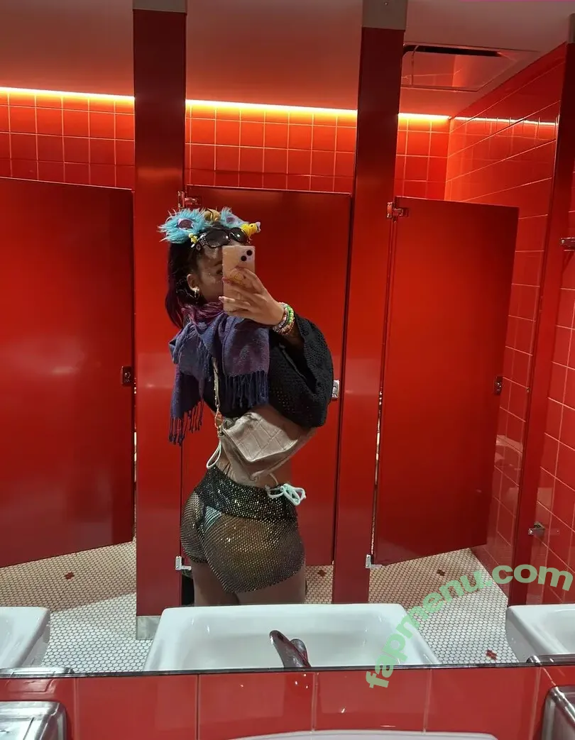 misshaveitherway nude photo #0013 (theonlymyya)